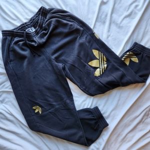 Women's L Adidas Sweats